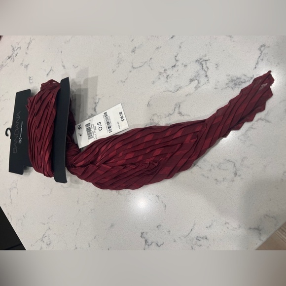 INC International Concepts Pleated Square Scarf wine New - Picture 5 of 5